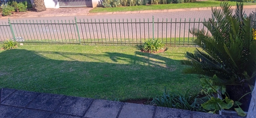 4 Bedroom Property for Sale in Kosmos North West